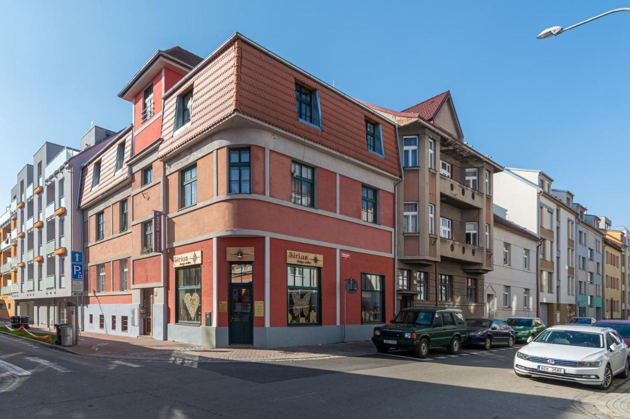 Apartment Sirius F In Center Of Cb チェスケー・ブジェヨヴィツェ エクステリア 写真